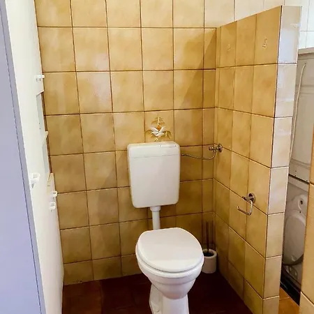Familiendomizil Mit Viel Charme Und Platz * וילאך