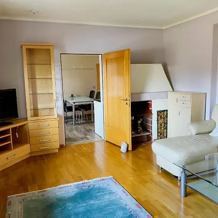 דירה Familiendomizil Mit Viel Charme Und Platz וילאך